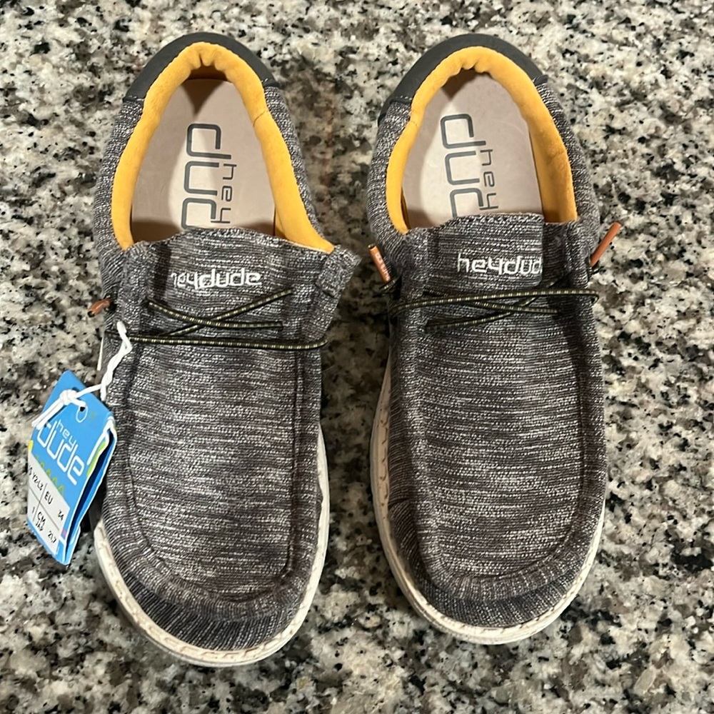 Hey Dude Wally Youth, Stretch Taupe, Y2-3